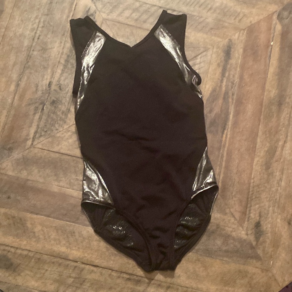 Ivivva girls gymnastics suit